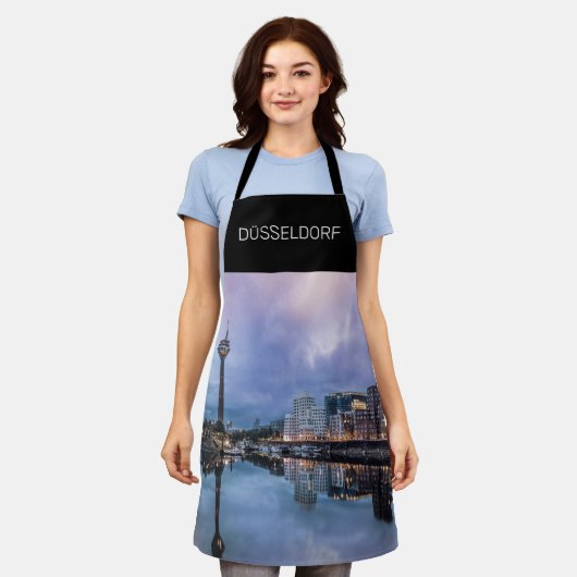 Dusseldorf Skyline Germany Holiday Sunset Souvenir Schort (Gedragen)