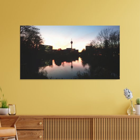 Düsseldorfer Sonnenaufgang Canvas Afdruk (Insitu (Woonkamer))