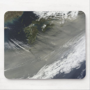 Dust over Japan Muismat