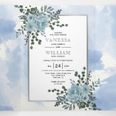 Dusty blauwe bloemen, bladeren bloemen winterbruil drieluik uitnodiging (Binnenkant midden)