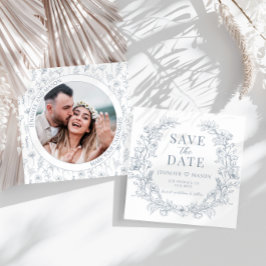Dusty blauwe bloemenkrans boho Save the Date foto