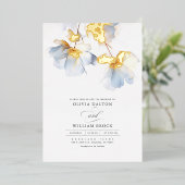 Dusty Blauwe en Gouden Bloemen Minimalistische Bru Folie Uitnodiging (Staand Voorkant)