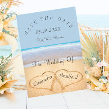 Dusty Blue Beach Wedding 2 Harten in de zand