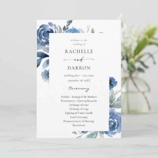 Dusty Blue & Blue Floral Wedding Ceremony Program Kaart (Staand voorkant)