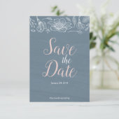 Dusty Blue & Blush Flowers Wedding Save The Date (Staand voorkant)