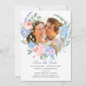 Dusty Blue Blush Pink Floral Wreath Wedding Save The Date (Voorkant)