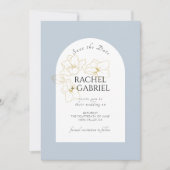 Dusty Blue | Boho Arch Gouden Bloemen Huwelijk Save The Date (Voorkant)