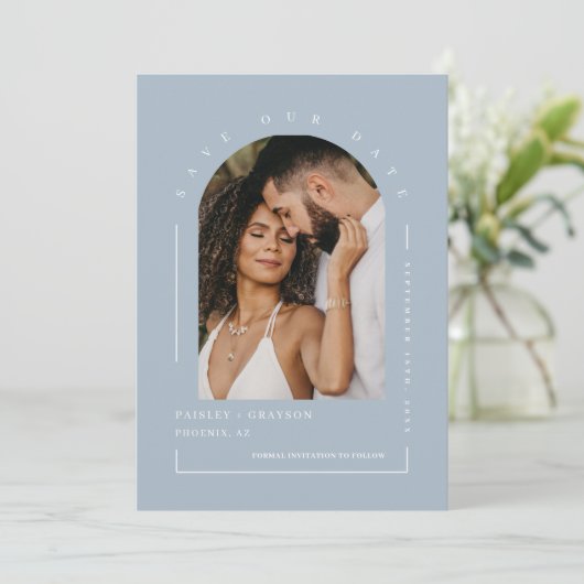 Dusty Blue Boho Arch Photo QR Code Save Our Date Kaart (Staand voorkant)