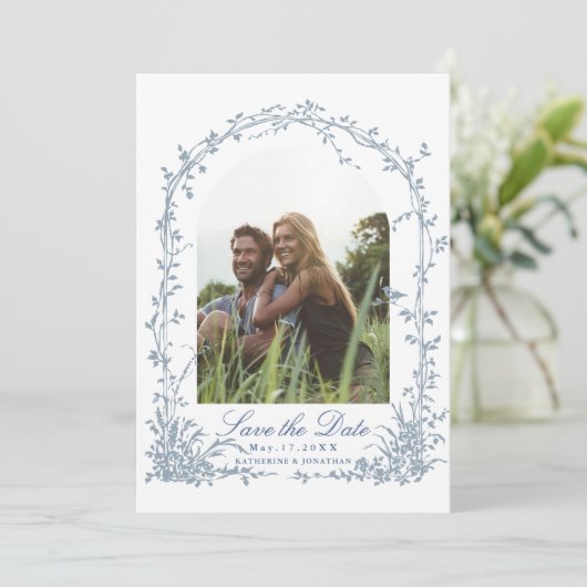 Dusty Blue Botanical Arch Garden Wedding Photo Save The Date (Staand voorkant)
