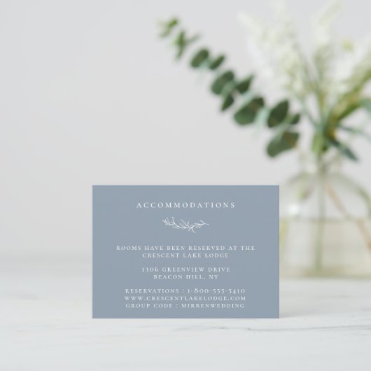 Dusty Blue Botanical Branch Wedding Accommodations Informatiekaartje (Staand voorkant)