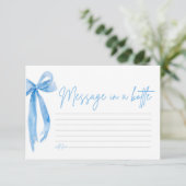 Dusty Blue Bow bericht in een Kaart van een flesse (Staand voorkant)