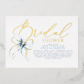 Dusty Blue Bow Elegant Script Modern Bridal Shower Folie Uitnodiging (Voorkant)