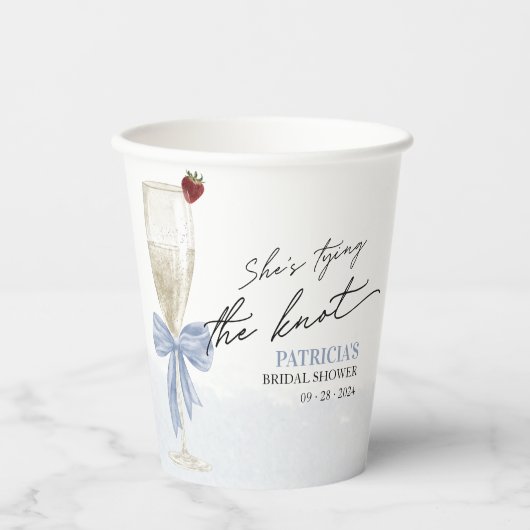 Dusty Blue Bow Ze bindt de knoop Vrijgezellenfeest Papieren Bekers (Voorkant)