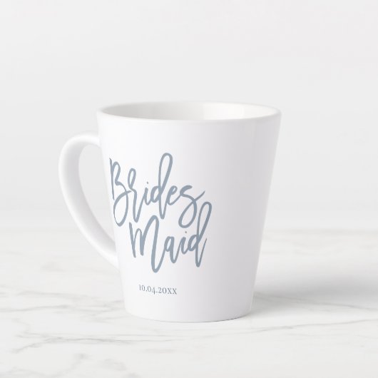 Dusty Blue Bridesmaid Lettering Script Latte Mok (Linkerhoek)