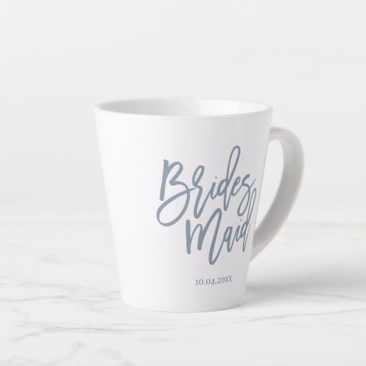 Dusty Blue Bridesmaid Lettering Script Latte Mok (Rechterhoek)