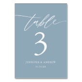 Dusty Blue Calligraphy Wedding Table Seards Kaart (Voorkant)