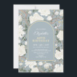 Dusty Blue Chinoiserie Floral Women 40th Birthday Kaart<br><div class="desc">Dit op chinoiserie geïnspireerde ontwerp kenmerkt elegante botanische floralen,  vogels en groen in misty blauw en ivoorwit. Pas de uitnodiging aan met uw details en als u de stijl en plaatsing van de tekst verder wilt herschikken,  drukt u op de knop "Klik om verder aan te passen".</div>