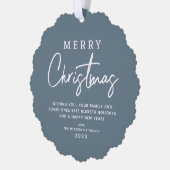 Dusty Blue Christmas Script Familienaam Aangepast Ornament Kaart (Links)