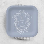 Dusty Blue Classic Floral Crest Monogram Huwelijk Papieren Bordje<br><div class="desc">Elegant Frans Victoriaans blauw bloemenbruidspapier bord. Voor meer geavanceerde aanpassing van dit ontwerp,  klikt u op de BUTTON DESIGN TOOL hierboven!</div>