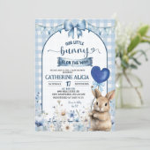 Dusty Blue Coquette Little Bunny Baby Shower Kaart (Staand voorkant)