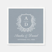 Dusty Blue Crest Elegant Monogram Wedding Servet (Voorkant)