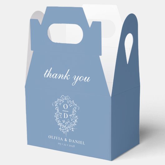 Dusty Blue Crest Floral Monogram Huwelijk Modern Bedankdoosjes (Geopend)