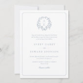 Dusty Blue Crest Monogram formele bruiloft Kaart (Voorkant)