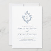 Dusty Blue Crest Monogram Formele Elegante Bruilof Kaart (Voorkant)