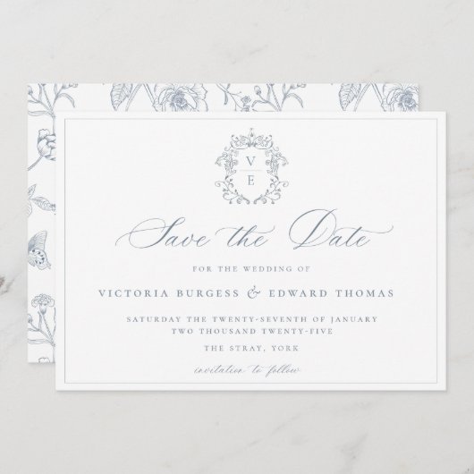 Dusty Blue Crest Monogram Weddenschap QR Code Save The Date (Voorkant / Achterkant)