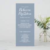 Dusty Blue Designer Script Custom Wedding Program Programmakaart (Staand voorkant)