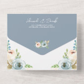 Dusty Blue Elegant Floral Rustic Wedding met RSVP All In One Uitnodiging (Achterkant)