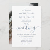 Dusty Blue Elegant Modern Script Photo Wedding Kaart (Voorkant / Achterkant)