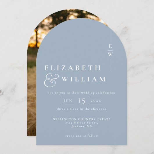 Dusty Blue Elegant Monogram Foto Wedding Arch Kaart (Voorkant / Achterkant)