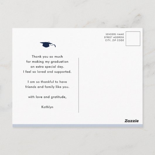 Dusty Blue Elegant Script Afstuderen Hartelijk dan Briefkaart (Achterkant)