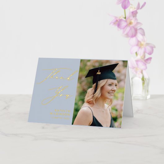 Dusty Blue Elegant Script Afstuderen Hartelijk dan Folie Wenskaart (Orchidee)