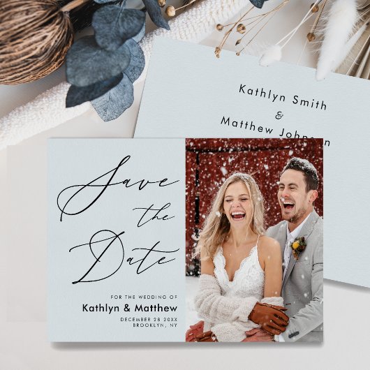 Dusty Blue Elegant Script Minimalist Weddenschap Save The Date