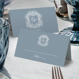 Dusty Blue Elegant Vintage Crest Monogram Wedding Plaatskaartje
