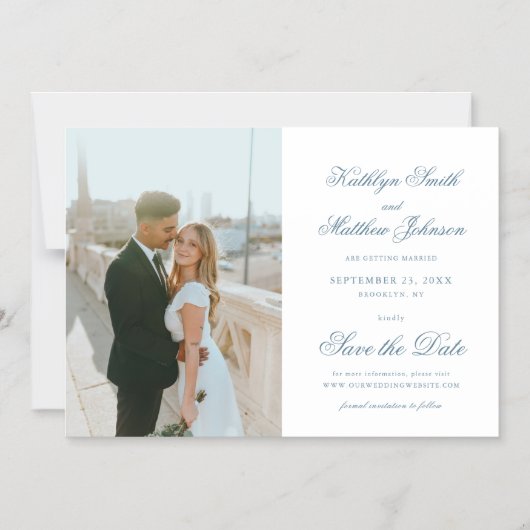 Dusty Blue Elegante kalligrafie Bewaar de datum Magnetische Uitnodiging (Voorkant)