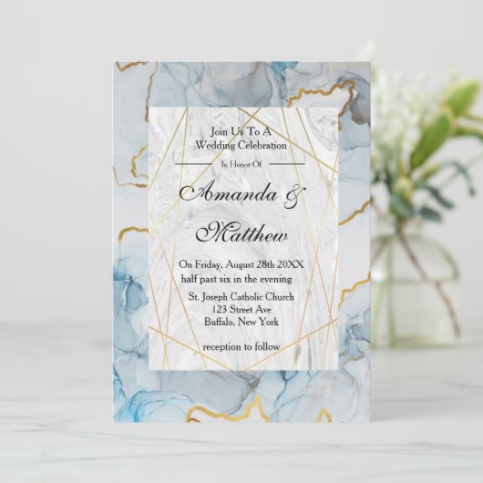 Dusty Blue en Gold Marble Wedding Invitations (Staand voorkant)