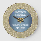 Dusty Blue en Gold Wedding Jubileum geometrisch Grote Klok (Voorkant)