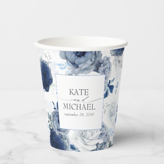 Dusty Blue en Navy Blue Floral Botanical Papieren Bekers (Voorkant)