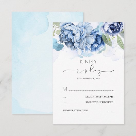 Dusty Blue en Navy Flowers Wedding RSVP Kaartje (Voorkant / Achterkant)