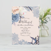 Dusty Blue en Peach Floral Wedding Kaart (Staand voorkant)