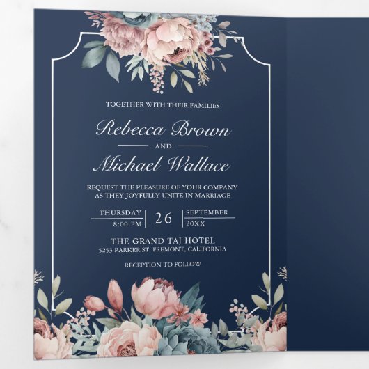 Dusty Blue en Pink Floral Navy QR Code Weddenschap Drieluik Uitnodiging (Binnenzijde eerst)