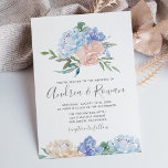 Dusty Blue en Pink Floral Wedding Invitations Save The Date<br><div class="desc">Romantische uitnodiging voor een bloemrijke bruiloft met stoffige blues en knuppels.</div>