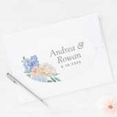 Dusty Blue en Pink Floral Wedding Ovale Sticker (Envelop)
