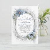 Dusty Blue en Silver Floral Engagement Party Kaart (Staand voorkant)