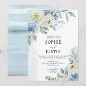 Dusty Blue en White Floral Wedding Invitation Kaart (Voorkant / Achterkant)