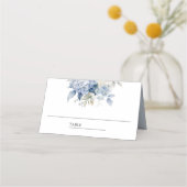 Dusty Blue en White Floral Wedding Plaatskaartje (Voorkant)