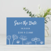 Dusty Blue en White Wildflower Save the Date Kaart (Staand voorkant)